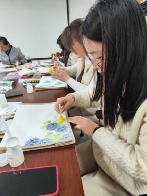 0cca170afaf13d6f1500bf76a18a128