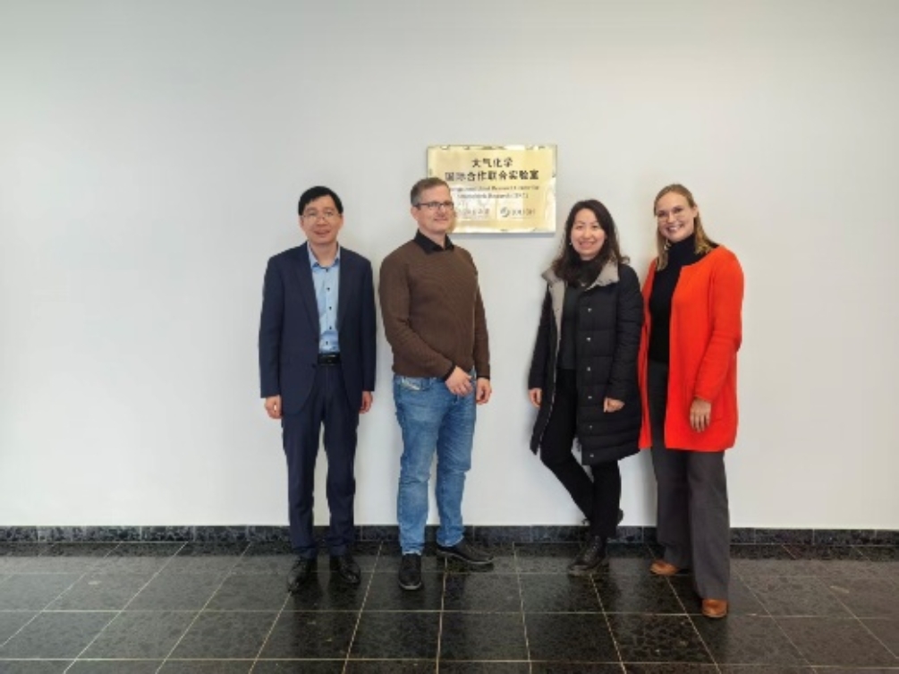 C:\Users\Qi Chen\xwechat_files\wxid_oaffty92x1qm12_0a14\temp\RWTemp\2025-12\fa50d8be37627ee73367d186b5607795.jpg