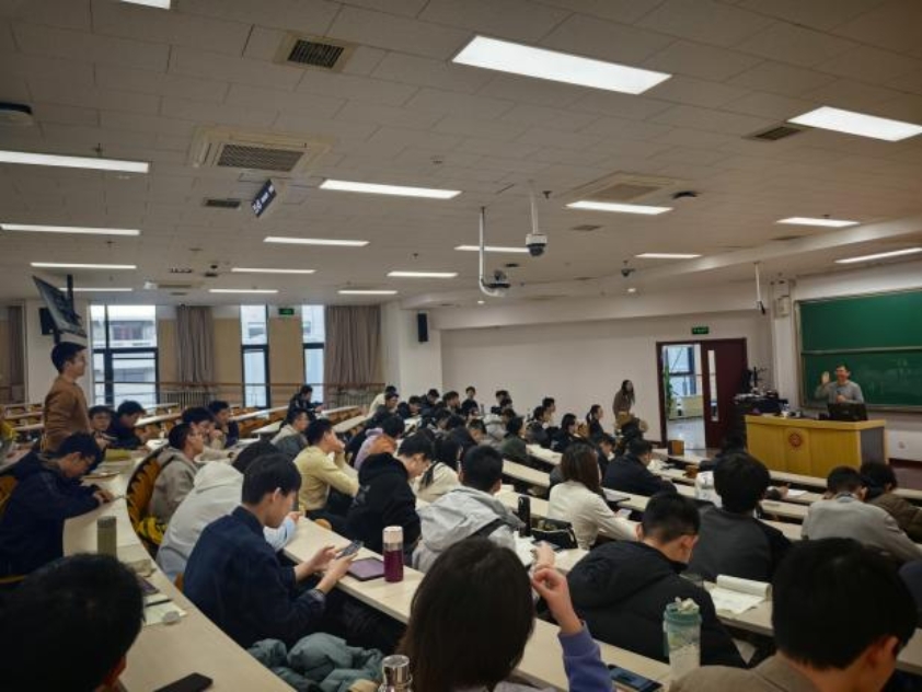 b4f9d0b050a11fa8890bdf97fbdc4129